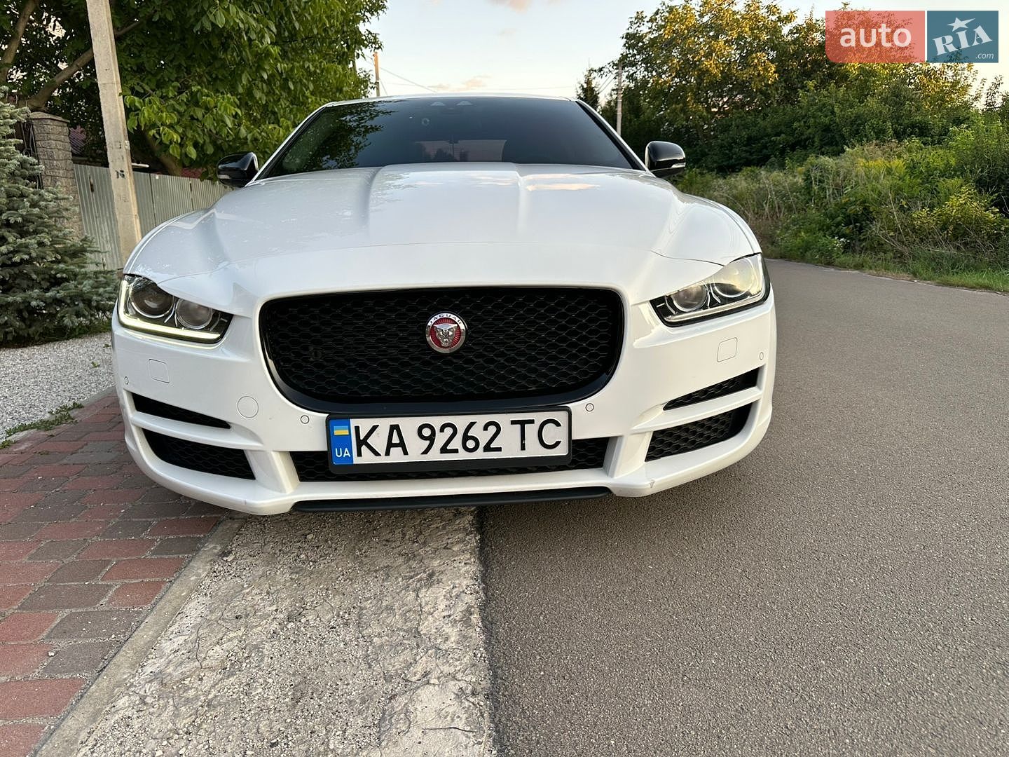 Jaguar XE 2016 VIN SAJAB4BN1HA955041 фото оголошення 3 з 43