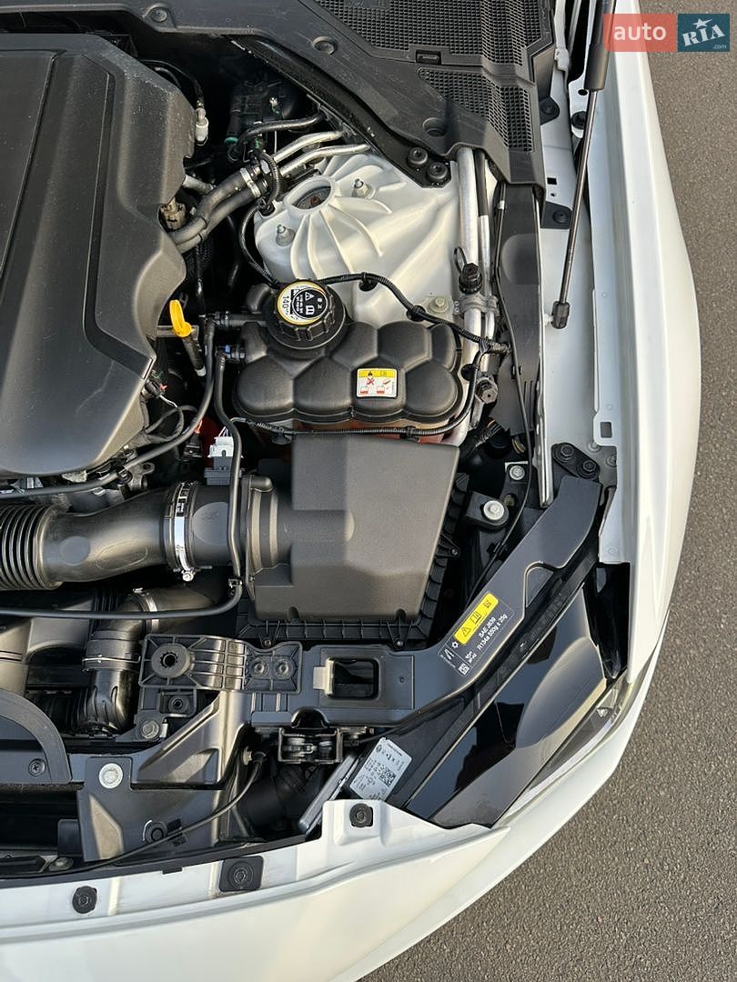 Jaguar XE 2016 VIN SAJAB4BN1HA955041 фото оголошення 13 з 43