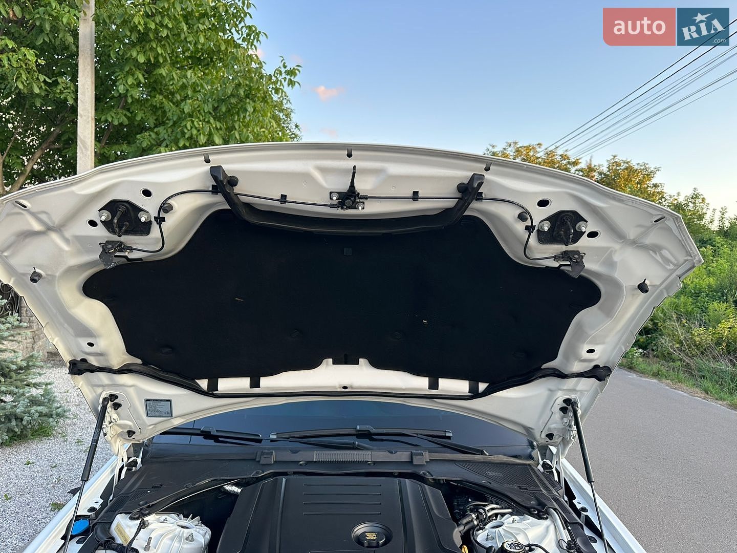 Jaguar XE 2016 VIN SAJAB4BN1HA955041 фото оголошення 11 з 43
