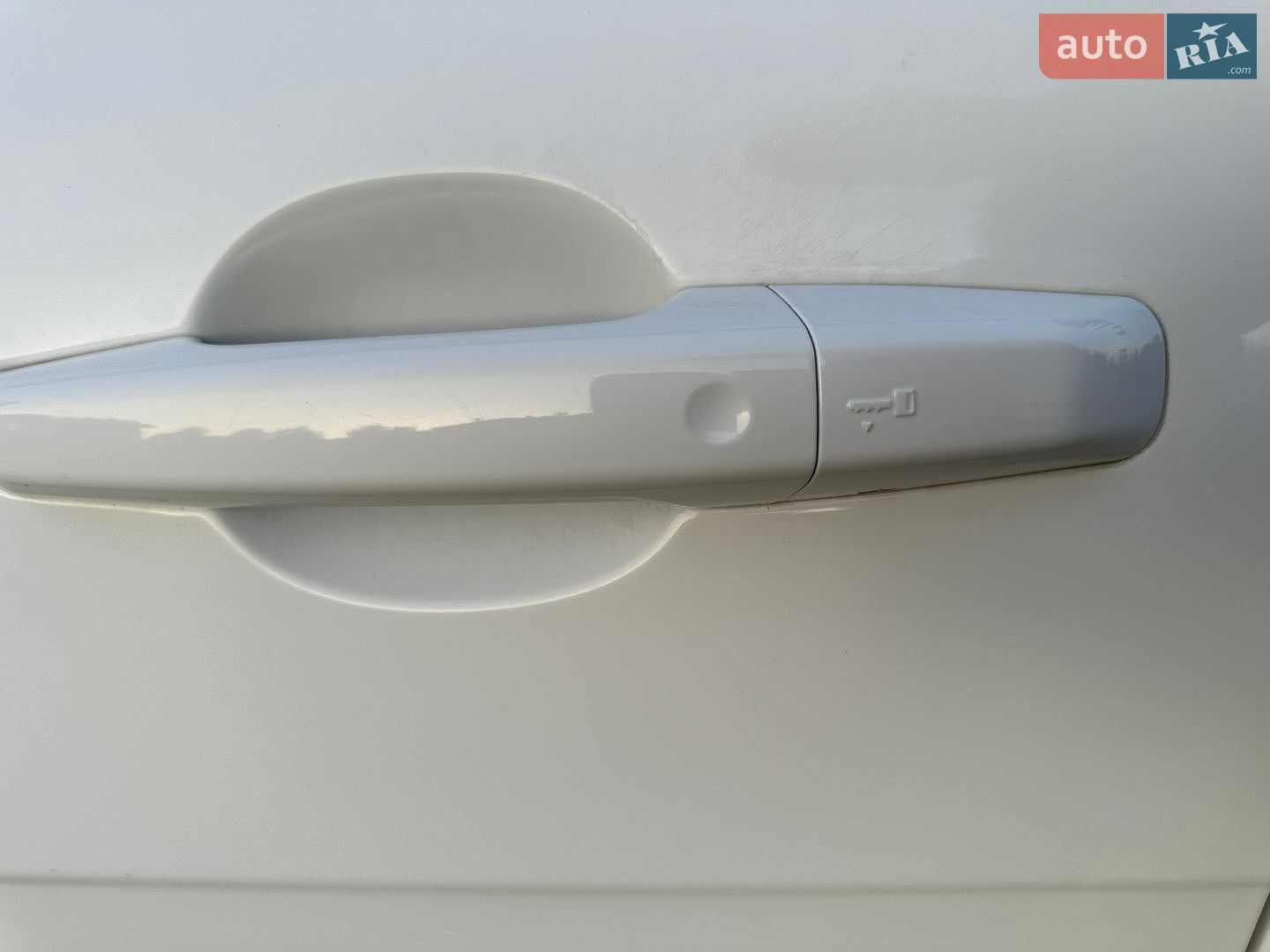 Jaguar XE 2016 VIN SAJAB4BN1HA955041 фото оголошення 38 з 43