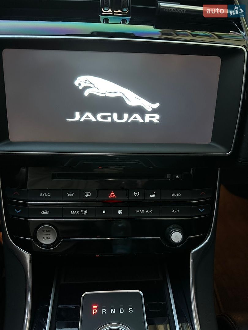 Jaguar XE 2016 VIN SAJAB4BN1HA955041 фото оголошення 41 з 43