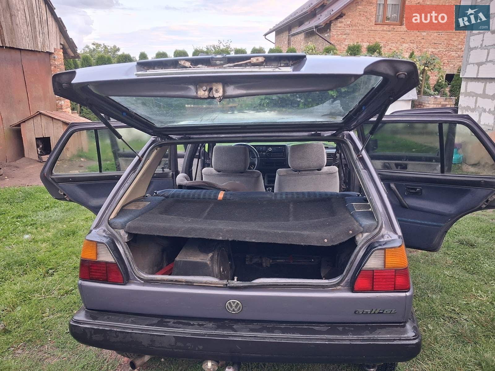Volkswagen Golf 1990 VIN WVWZZZ1GZLW391353 фото оголошення 12 з 15