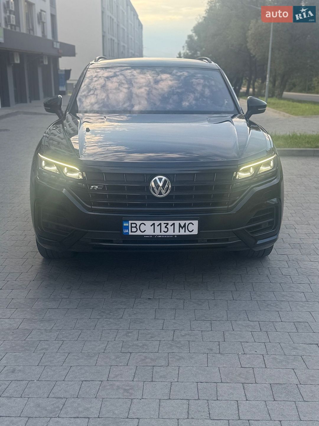Volkswagen Touareg 2019 VIN WVGZZZCRZKD026692 фото оголошення 8 з 17