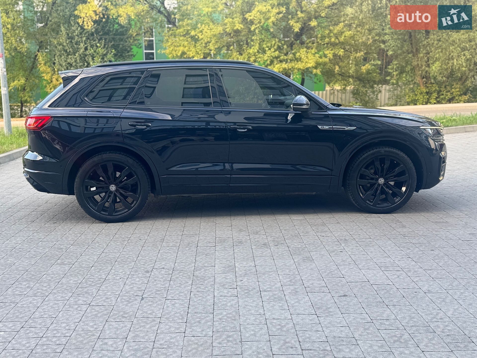 Volkswagen Touareg 2019 VIN WVGZZZCRZKD026692 фото оголошення 6 з 17