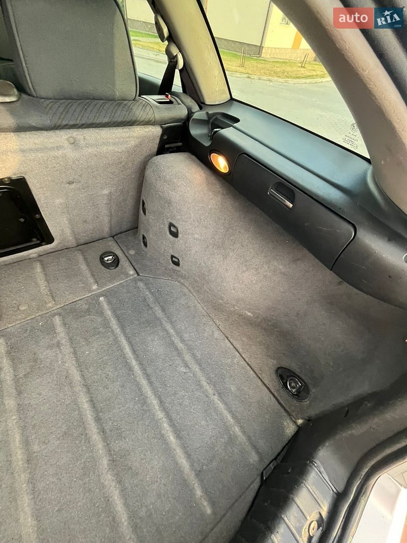 Alfa Romeo 156 2001 VIN ZAR93200001227450 фото оголошення 17 з 27