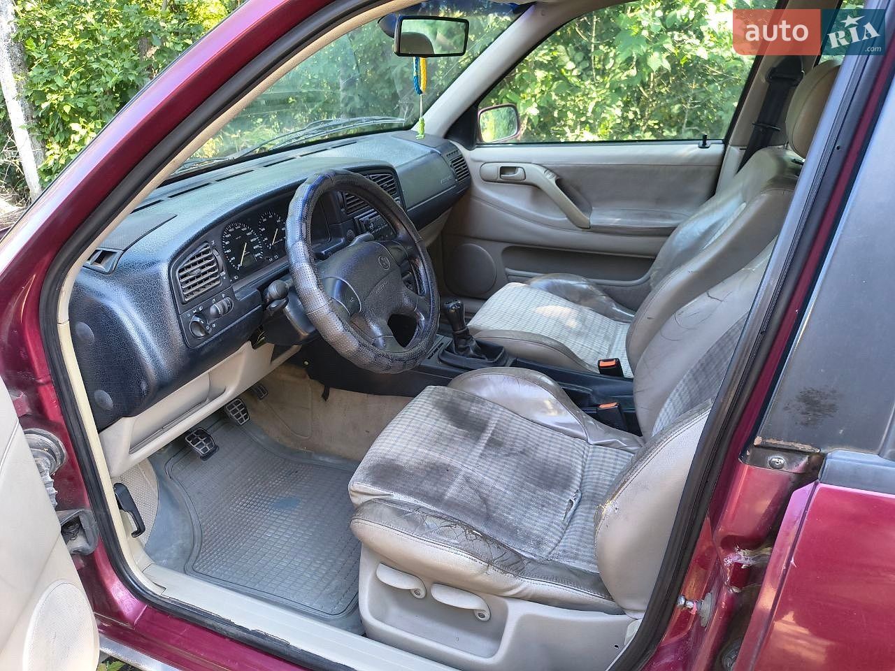 Volkswagen Passat 1996 VIN WVWZZZ3AZTE062216 фото оголошення 8 з 18