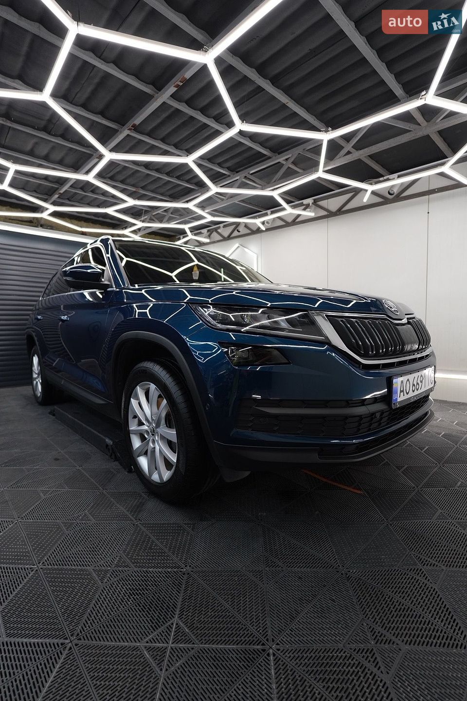 Skoda Kodiaq 2017 VIN TMBJJ9NS0J8018274 фото оголошення 2 з 24