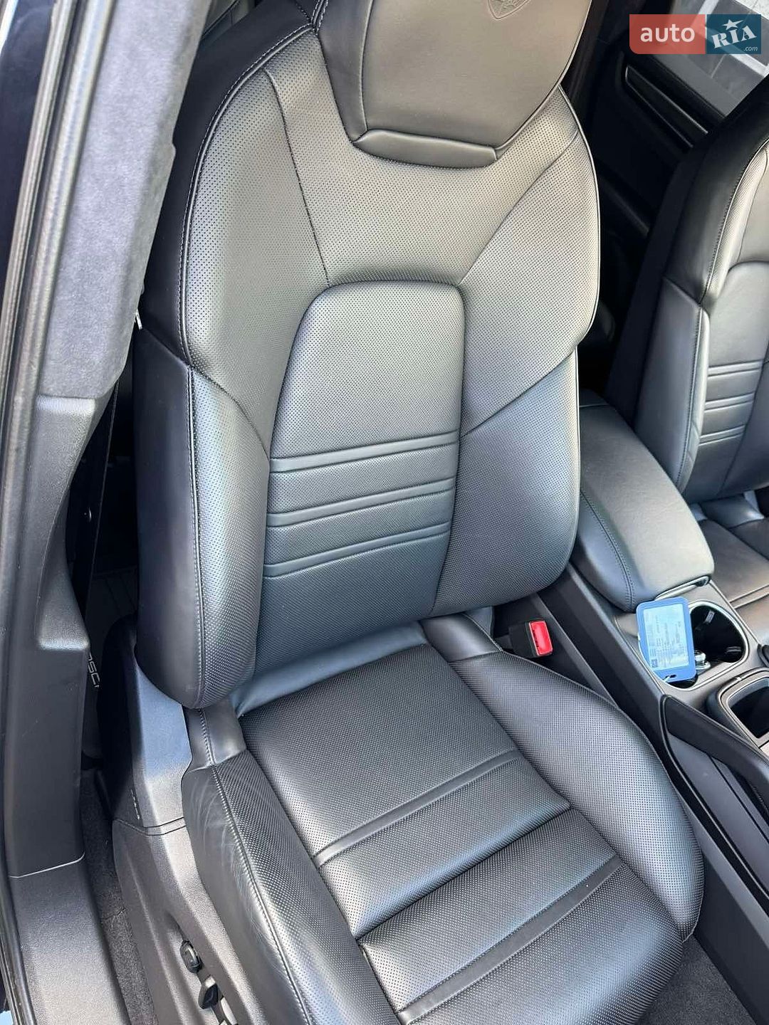 Porsche Cayenne 2022 VIN WP1ZZZ9YZNDA33223 фото оголошення 15 з 27