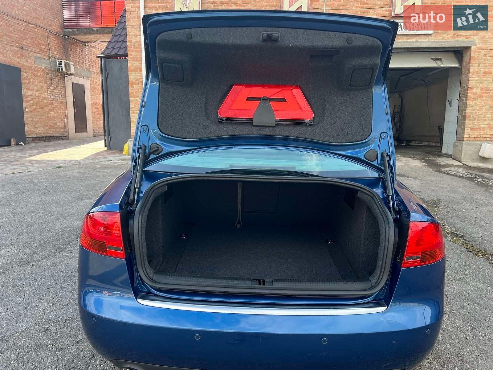 Audi A4 2005 VIN WAUZZZ8E85A401246 фото оголошення 7 з 12