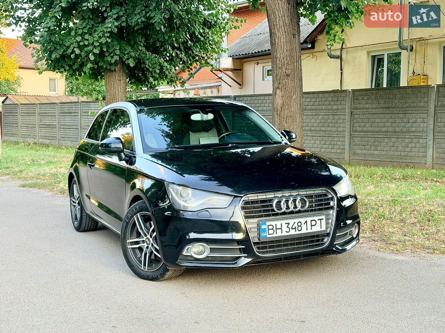 Audi A1 2010 VIN WAUZZZ8X6BB005551 фото оголошення 3 з 46