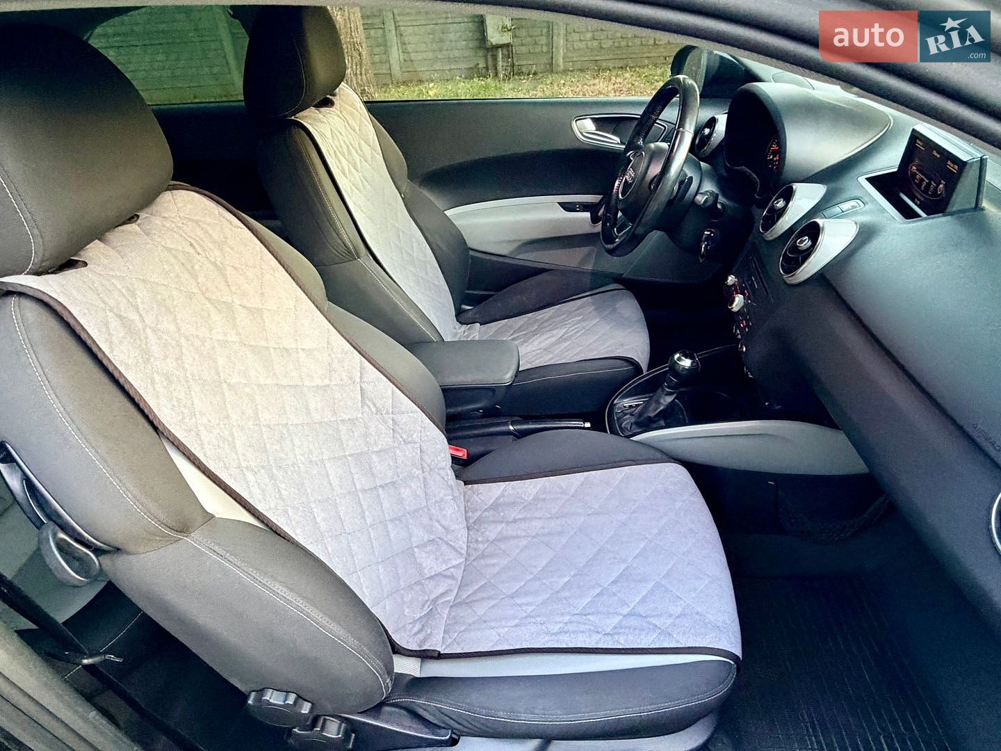 Audi A1 2010 VIN WAUZZZ8X6BB005551 фото оголошення 24 з 46