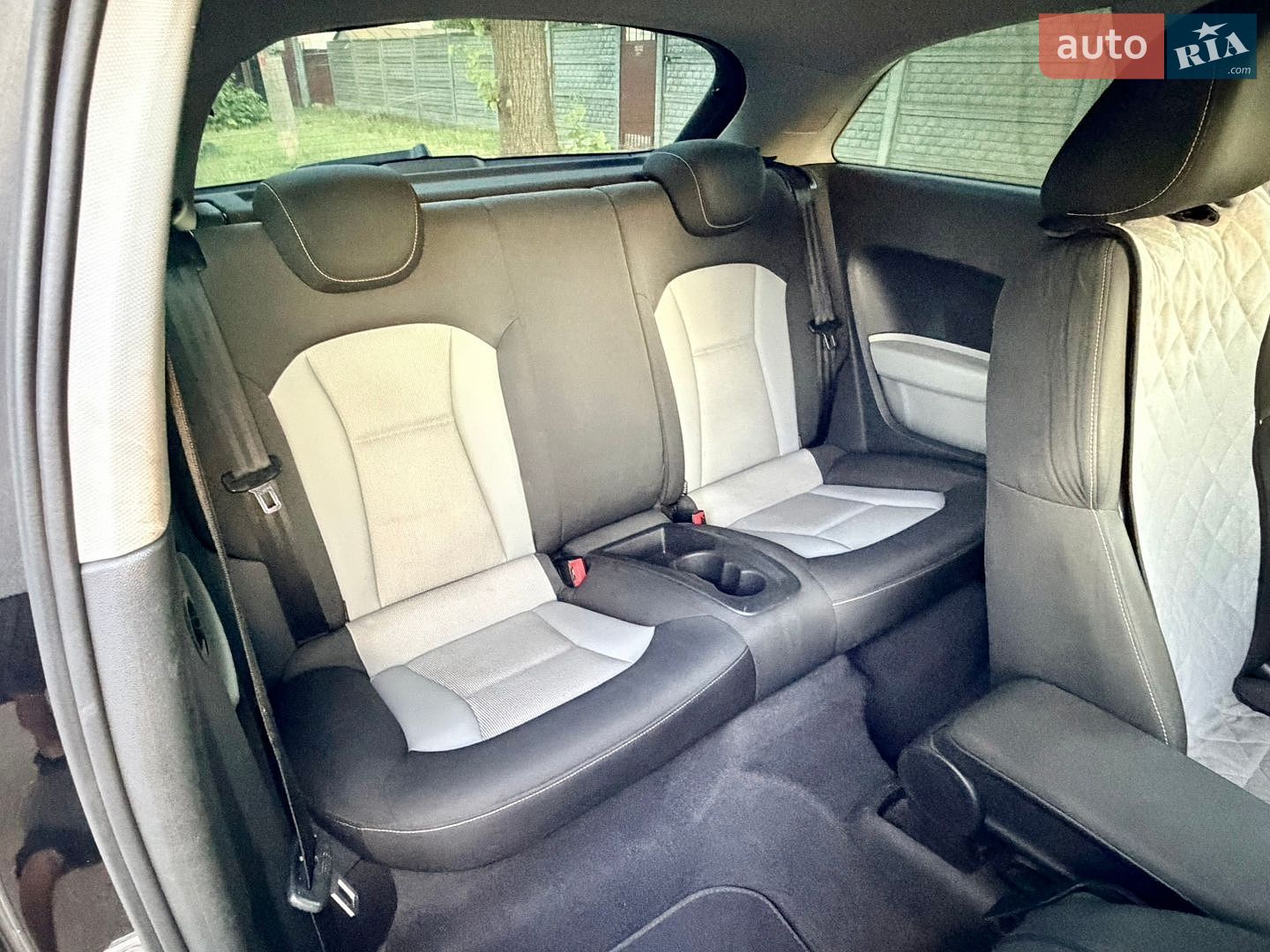 Audi A1 2010 VIN WAUZZZ8X6BB005551 фото оголошення 27 з 46