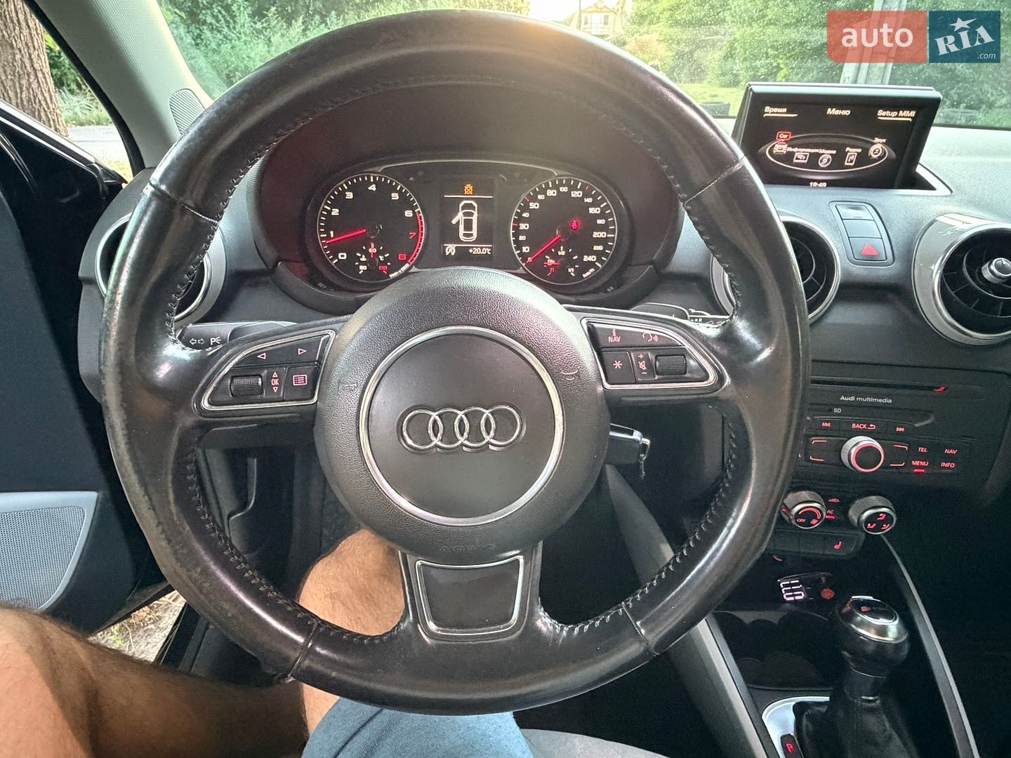 Audi A1 2010 VIN WAUZZZ8X6BB005551 фото оголошення 32 з 46