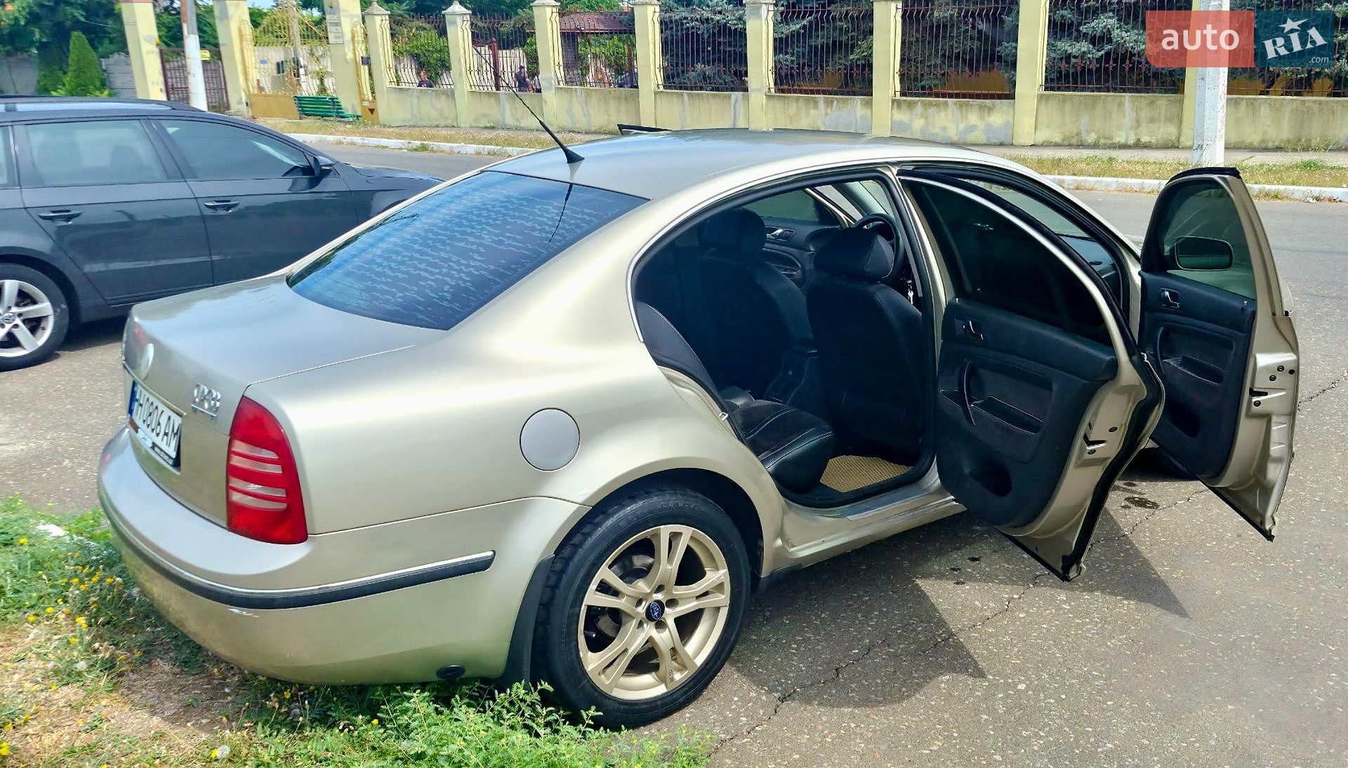 Skoda Superb 2005 VIN TMBDL23U56B046486 фото оголошення 4 з 8