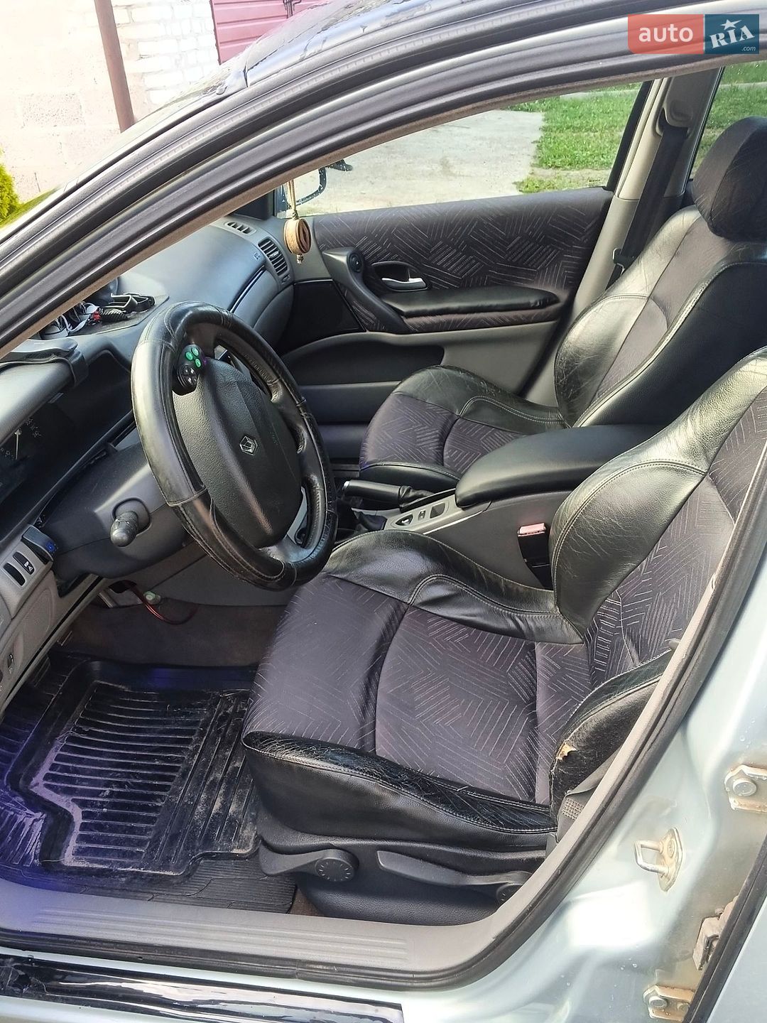 Renault Laguna 2002 VIN VF1BG0G0627879662 фото оголошення 4 з 14