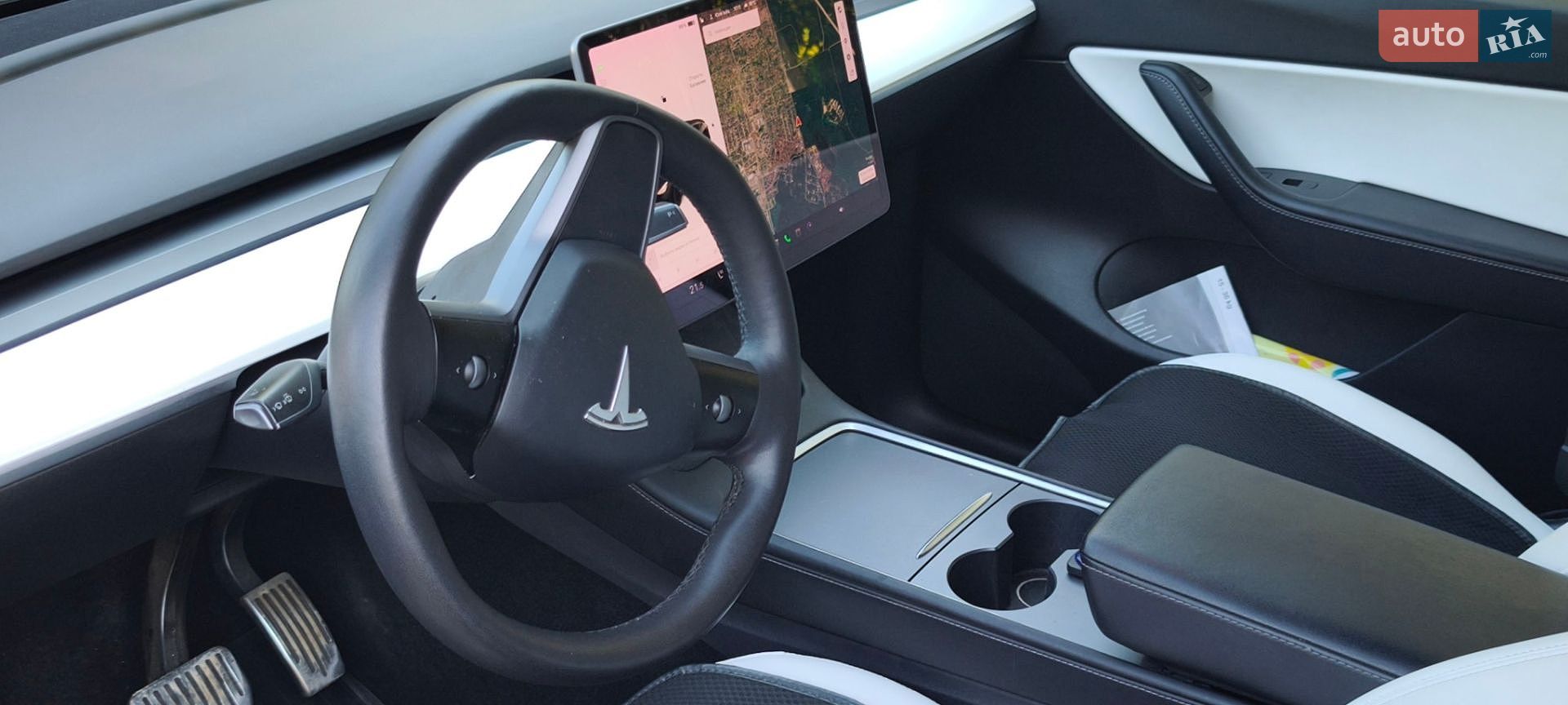 Tesla Model Y 2021 VIN 5YJYGDEE7MF187478 фото оголошення 25 з 26