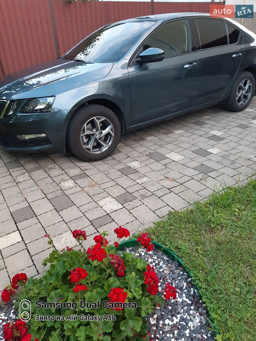 Skoda Octavia 2019 VIN TMBAN4NE3LB007695 фото оголошення 4 з 14