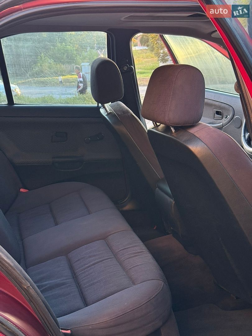 BMW 3 Series 1996 VIN WBACB51050AN14467 фото оголошення 9 з 11