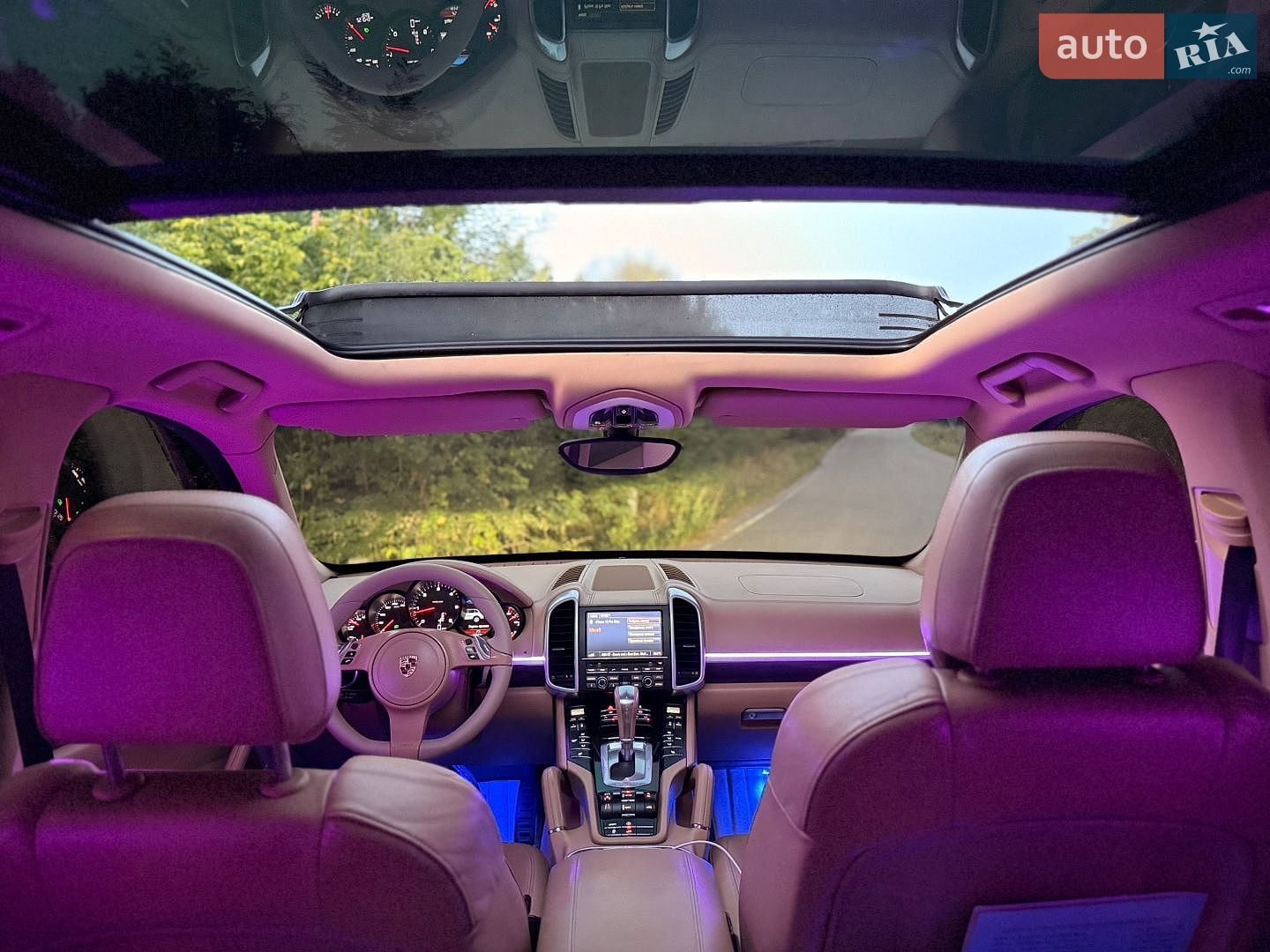 Porsche Cayenne 2012 VIN WP1ZZZ92ZCLA25751 фото оголошення 37 з 45