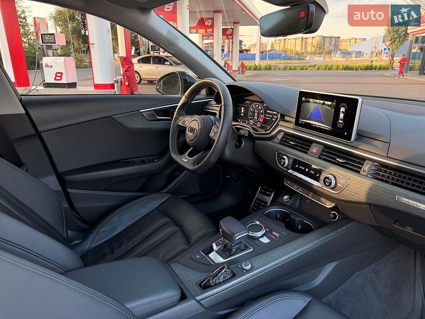 Audi A4 2017 VIN WAUENAF43JA061066 фото оголошення 52 з 54