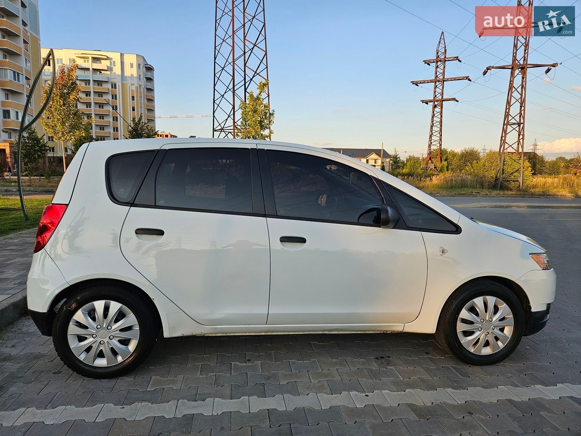 Mitsubishi Colt 2011 VIN XMCXJZ34ABF028321 фото оголошення 3 з 15