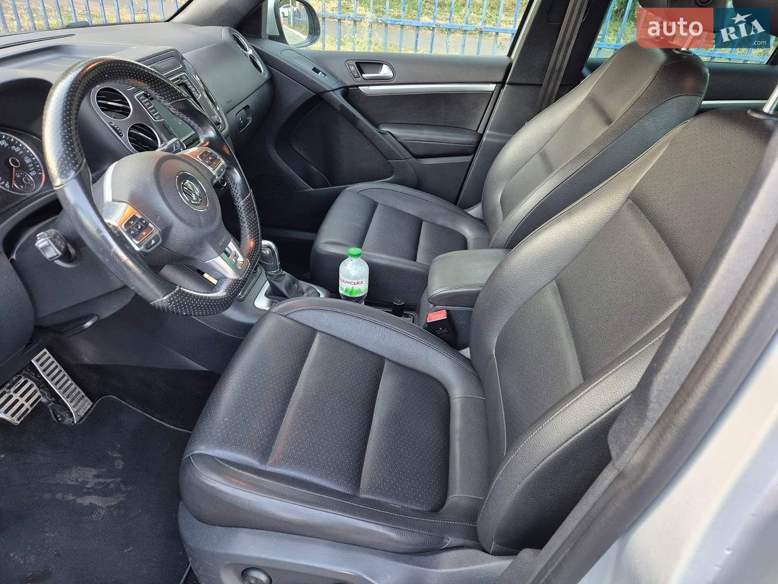 Volkswagen Tiguan 2015 VIN WVGAV7AXXGW057951 фото оголошення 12 з 13