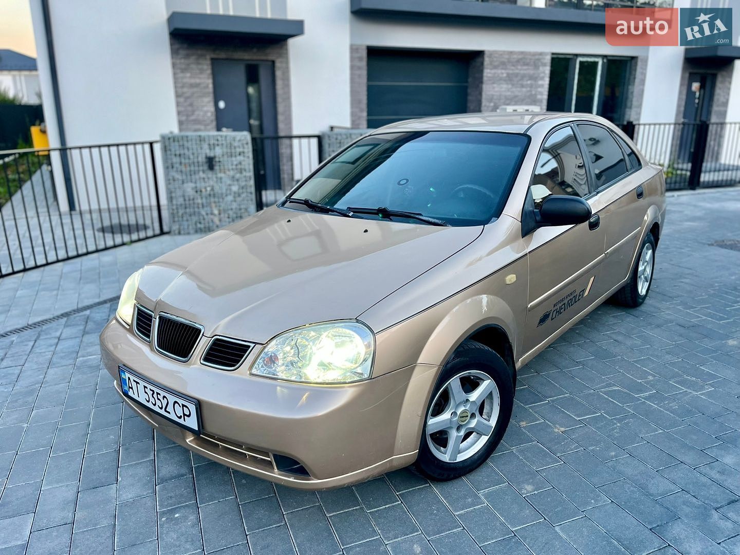 Chevrolet Nubira 2004 VIN Y6DNF196E4K030807 фото оголошення 12 з 45