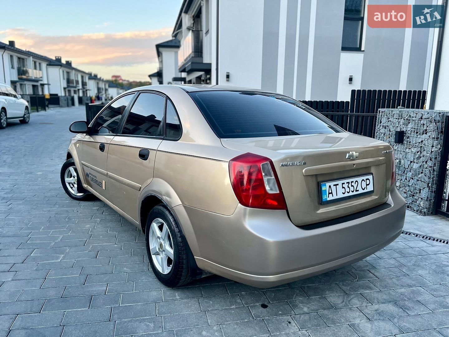 Chevrolet Nubira 2004 VIN Y6DNF196E4K030807 фото оголошення 15 з 45