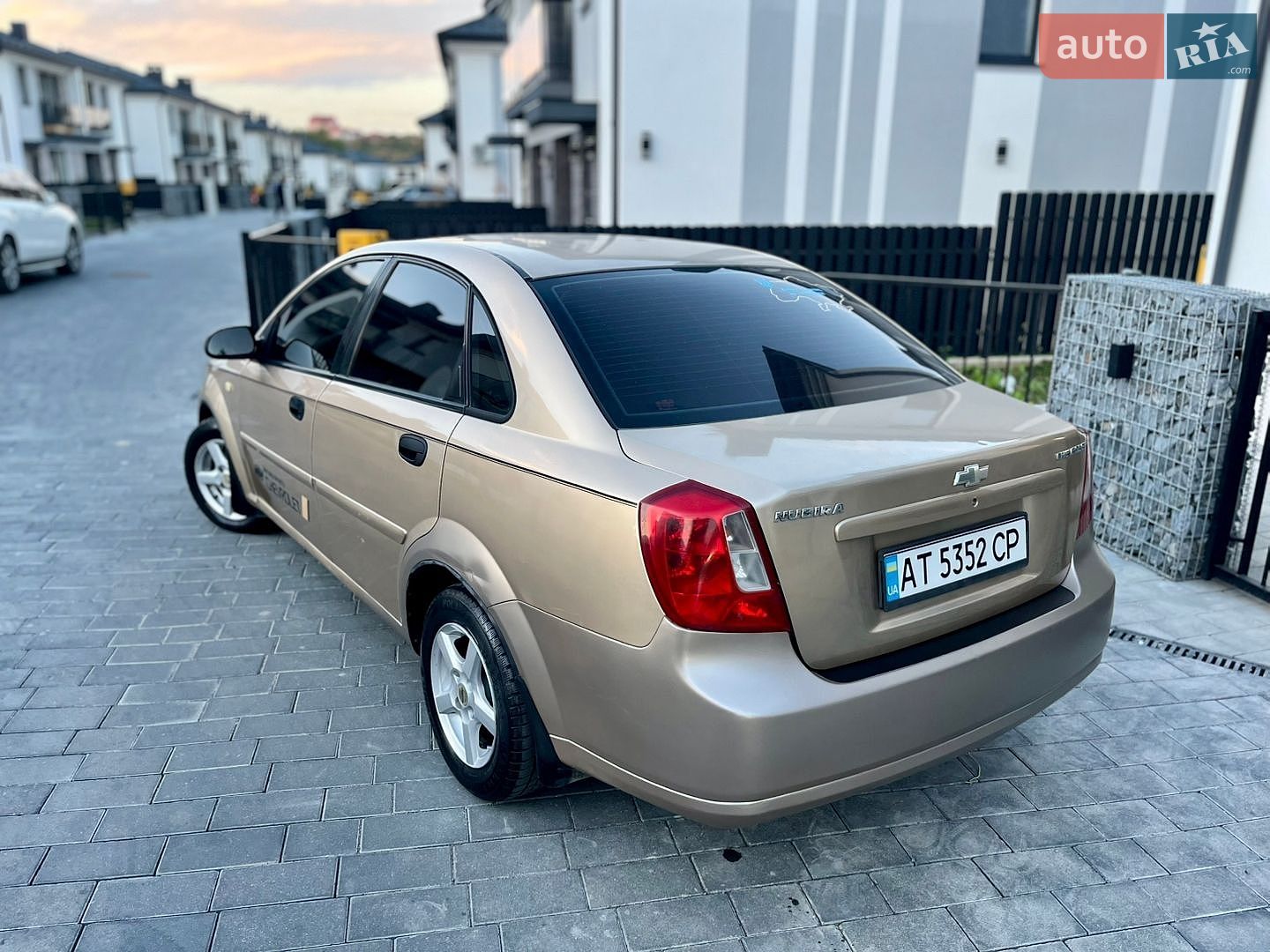 Chevrolet Nubira 2004 VIN Y6DNF196E4K030807 фото оголошення 16 з 45