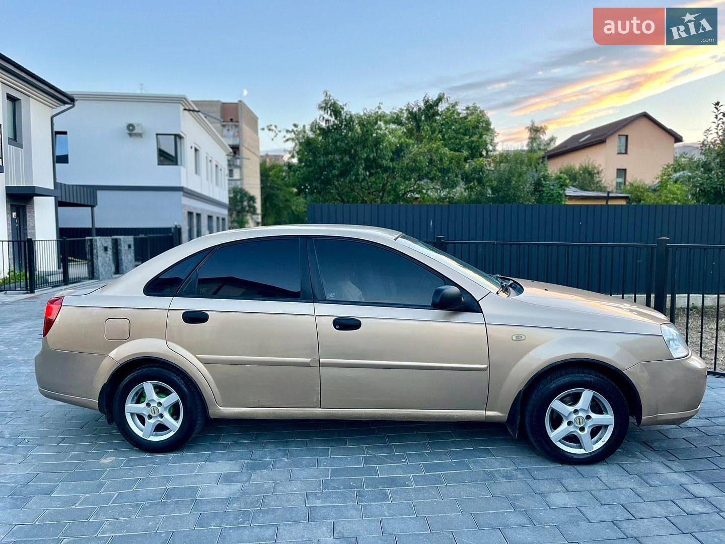 Chevrolet Nubira 2004 VIN Y6DNF196E4K030807 фото оголошення 23 з 45