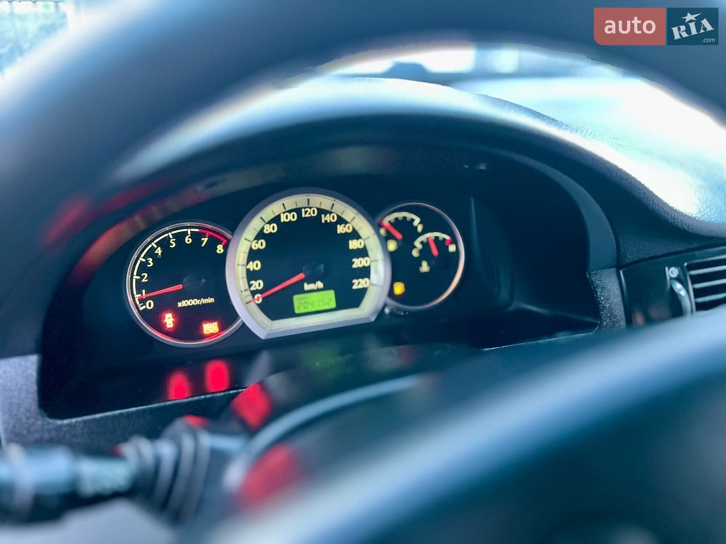 Chevrolet Nubira 2004 VIN Y6DNF196E4K030807 фото оголошення 34 з 45