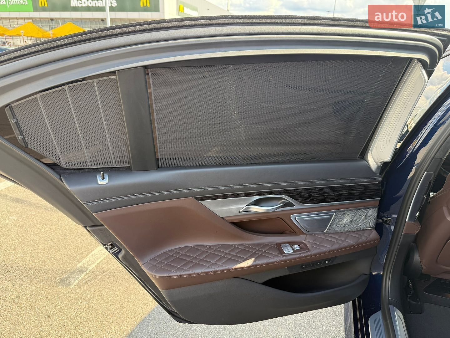 BMW 7 Series 2022 VIN WBA7U61020CK19963 фото оголошення 17 з 20