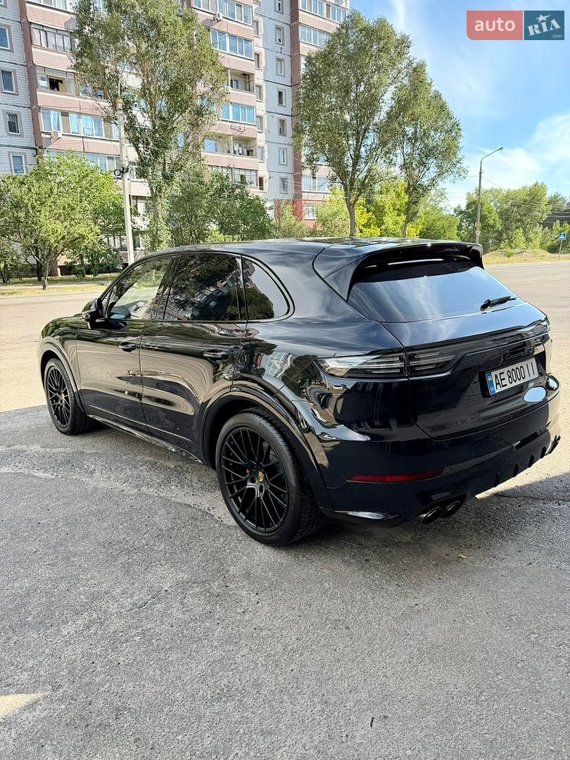 Porsche Cayenne 2022 VIN WP1ZZZ9YZNDA33045 фото оголошення 6 з 19