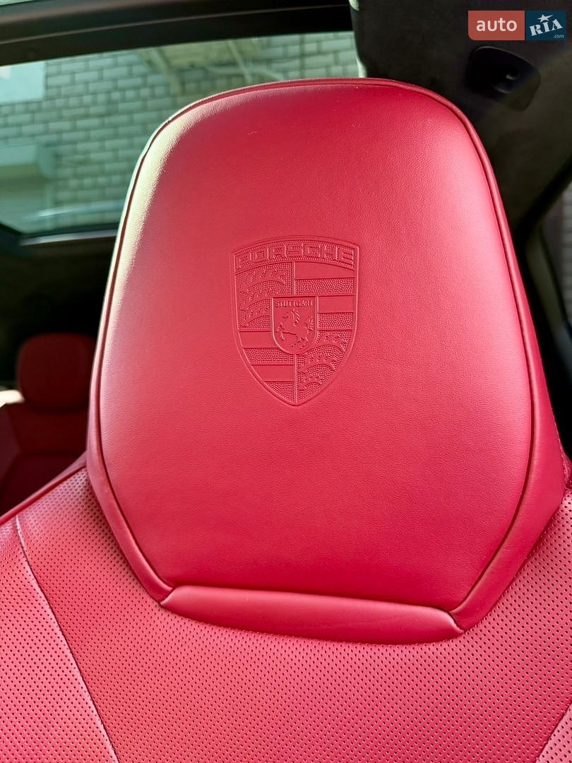 Porsche Cayenne 2022 VIN WP1ZZZ9YZNDA33045 фото оголошення 16 з 19