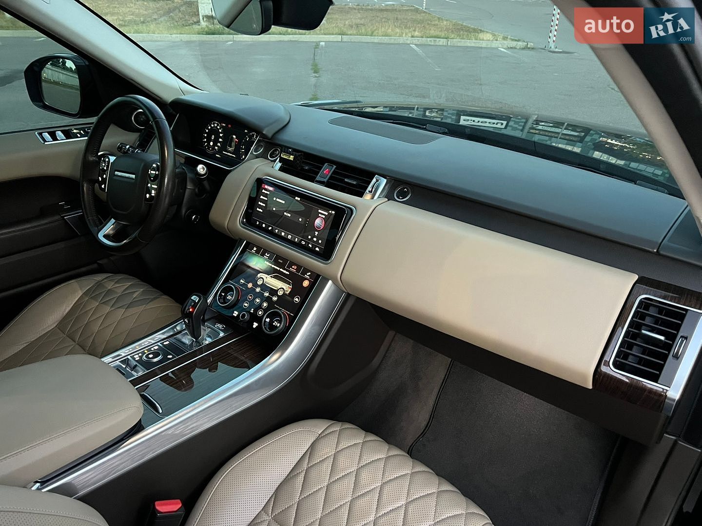 Land Rover Range Rover Sport 2019 VIN SALWA2BK7KA868794 фото оголошення 35 з 44