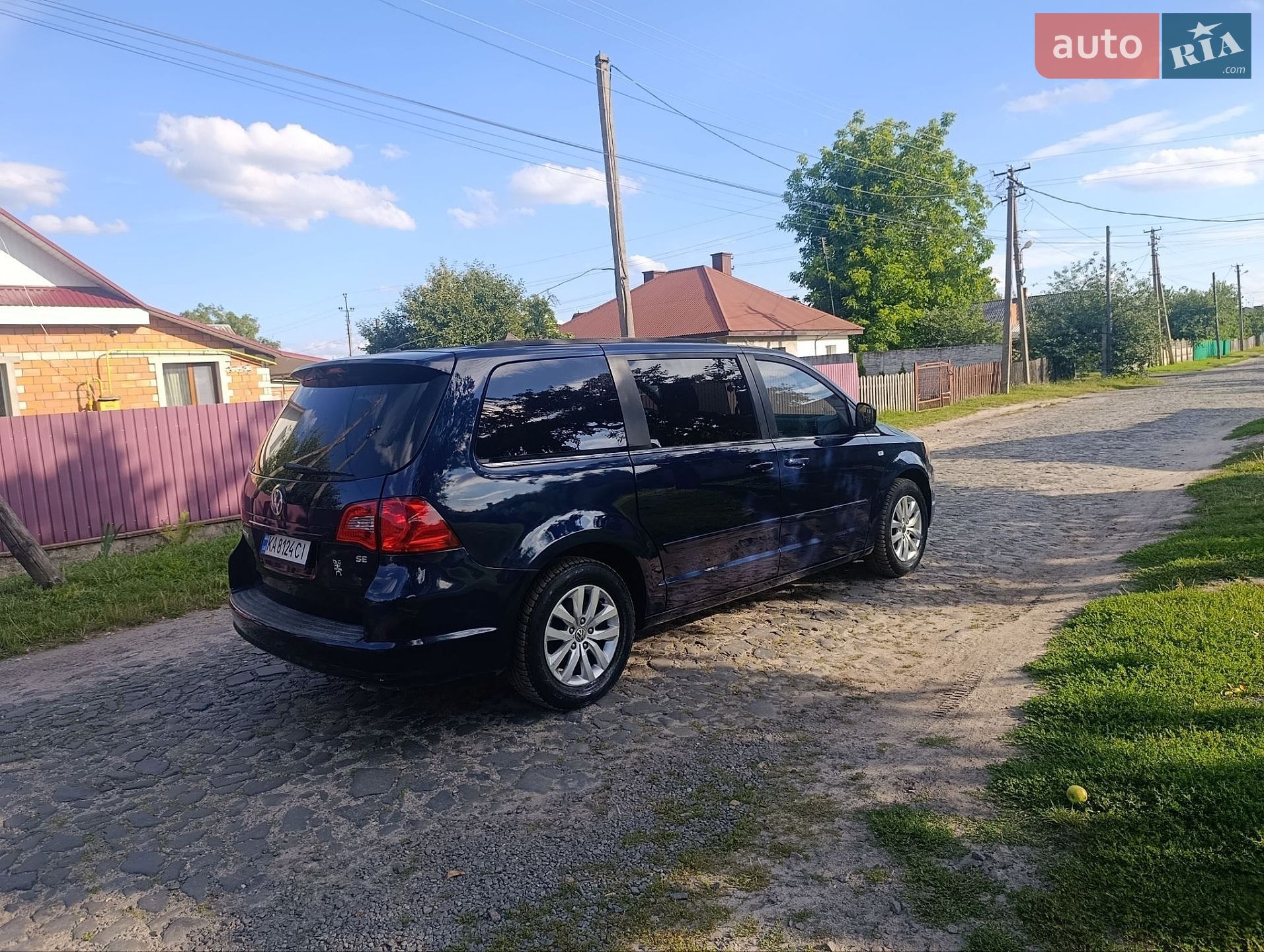 Volkswagen Routan 2013 VIN 2C4RVABG7ER134381 фото оголошення 22 з 45