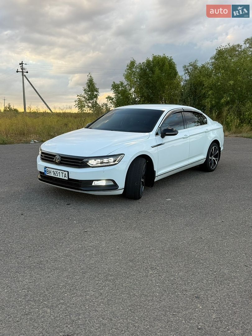 Volkswagen Passat 2015 VIN WVWZZZ3CZFE488186 фото оголошення 3 з 33