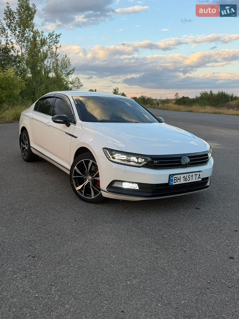 Volkswagen Passat 2015 VIN WVWZZZ3CZFE488186 фото оголошення 4 з 33