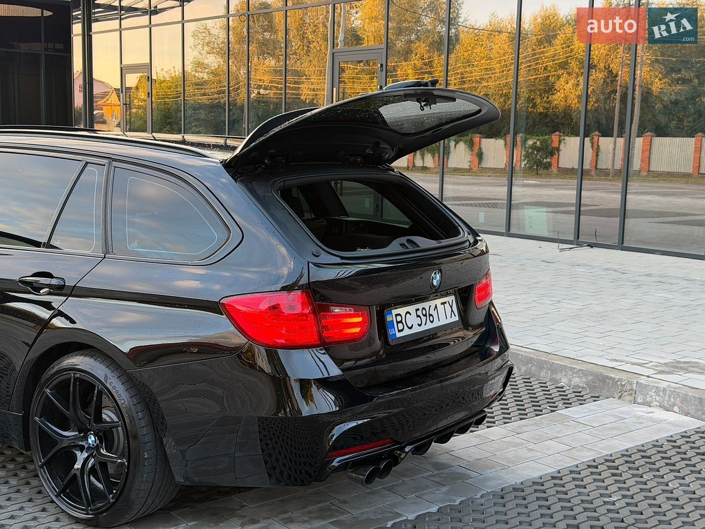 BMW 3 Series 2015 VIN WBA3K5C57FK301922 фото оголошення 40 з 44