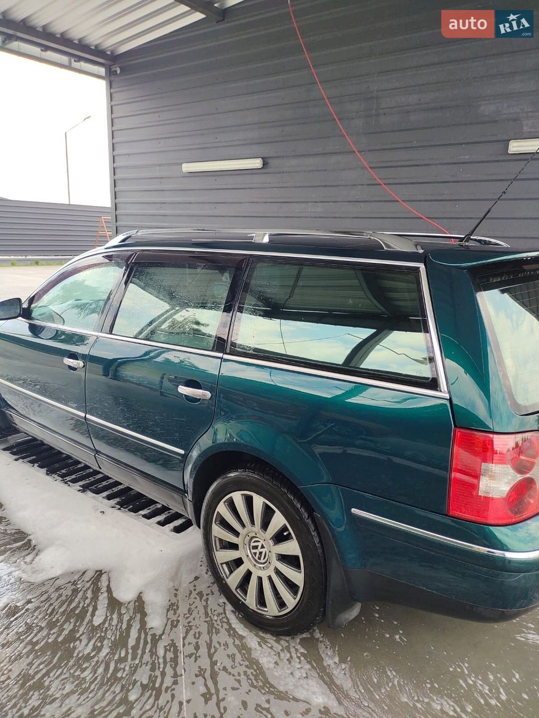 Volkswagen Passat 2002 VIN WVWZZZ3BZ2E414701 фото оголошення 16 з 23
