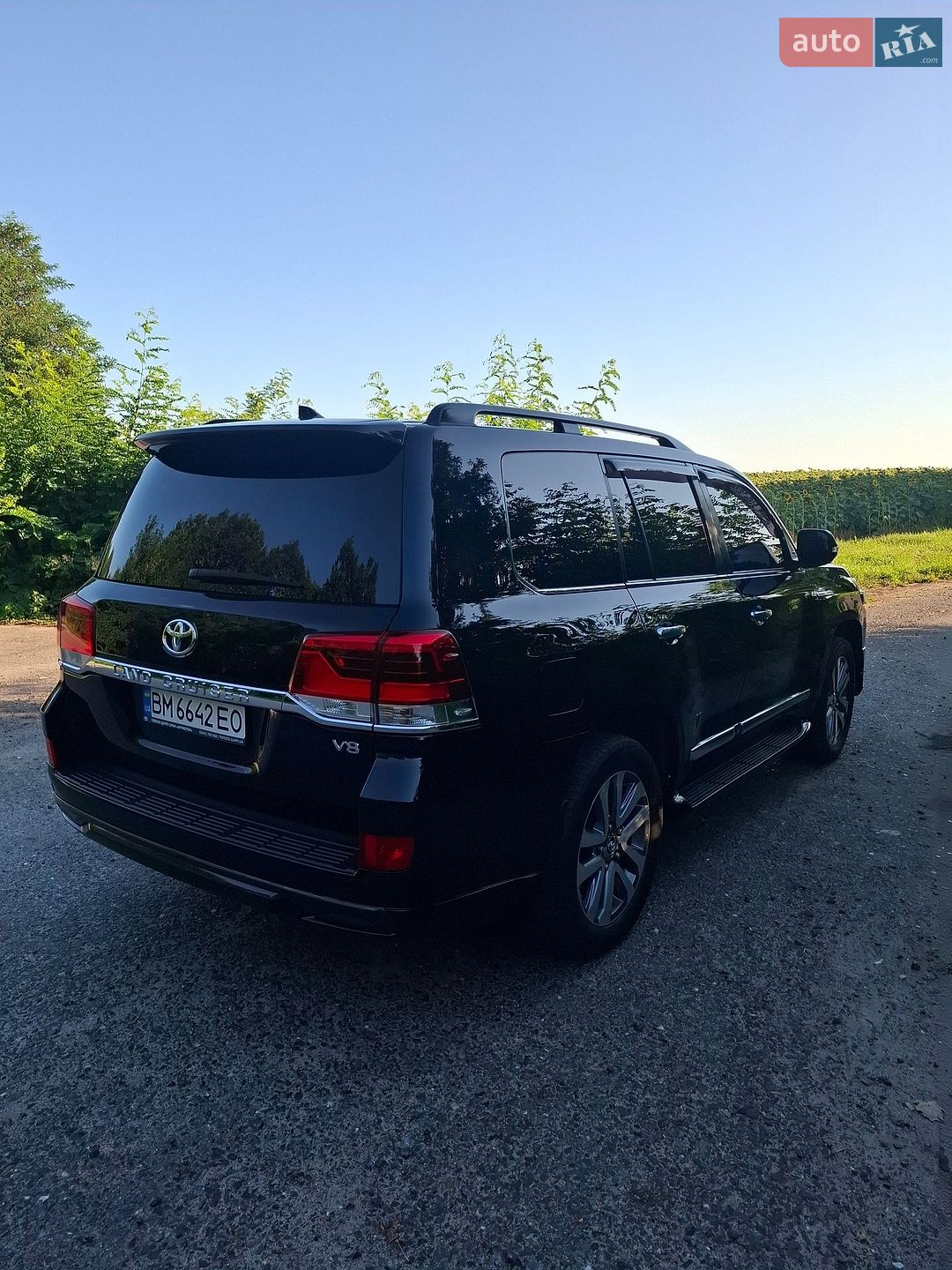 Toyota Land Cruiser 2018 VIN JTMCV02J404251083 фото оголошення 10 з 31
