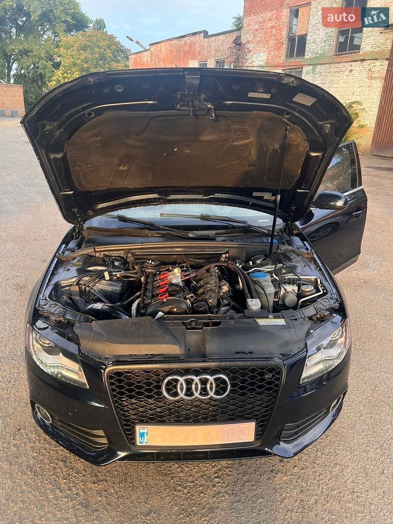 Audi A4 2011 VIN WAUWFAFL4BA141342 фото оголошення 2 з 9