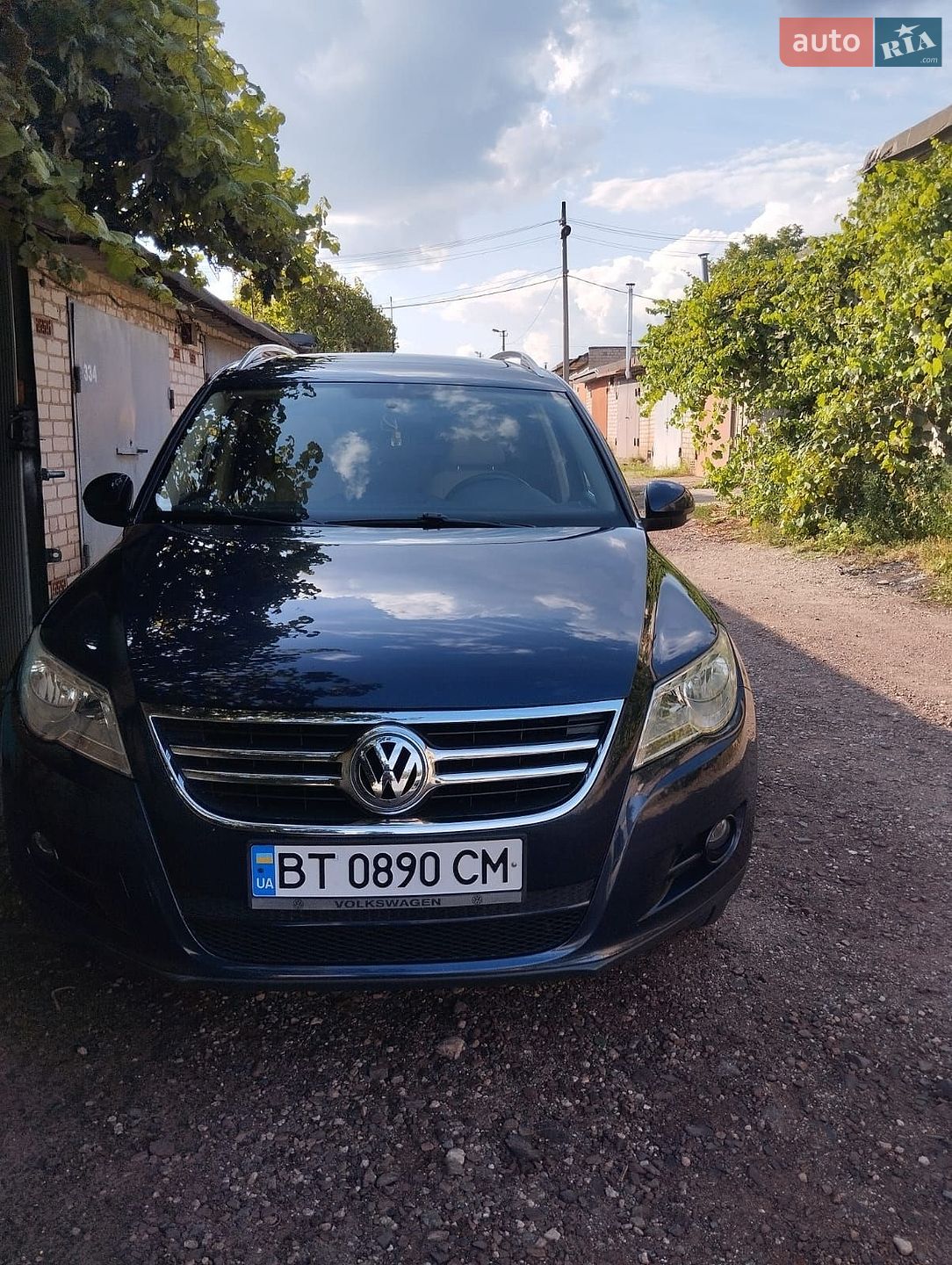 Volkswagen Tiguan 2010 VIN WVGAV7AX6BW513694 фото оголошення 2 з 16
