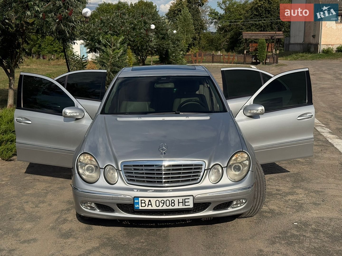 Mercedes-Benz E-Class 2004 VIN WDB2110161A345977 фото оголошення 19 з 22