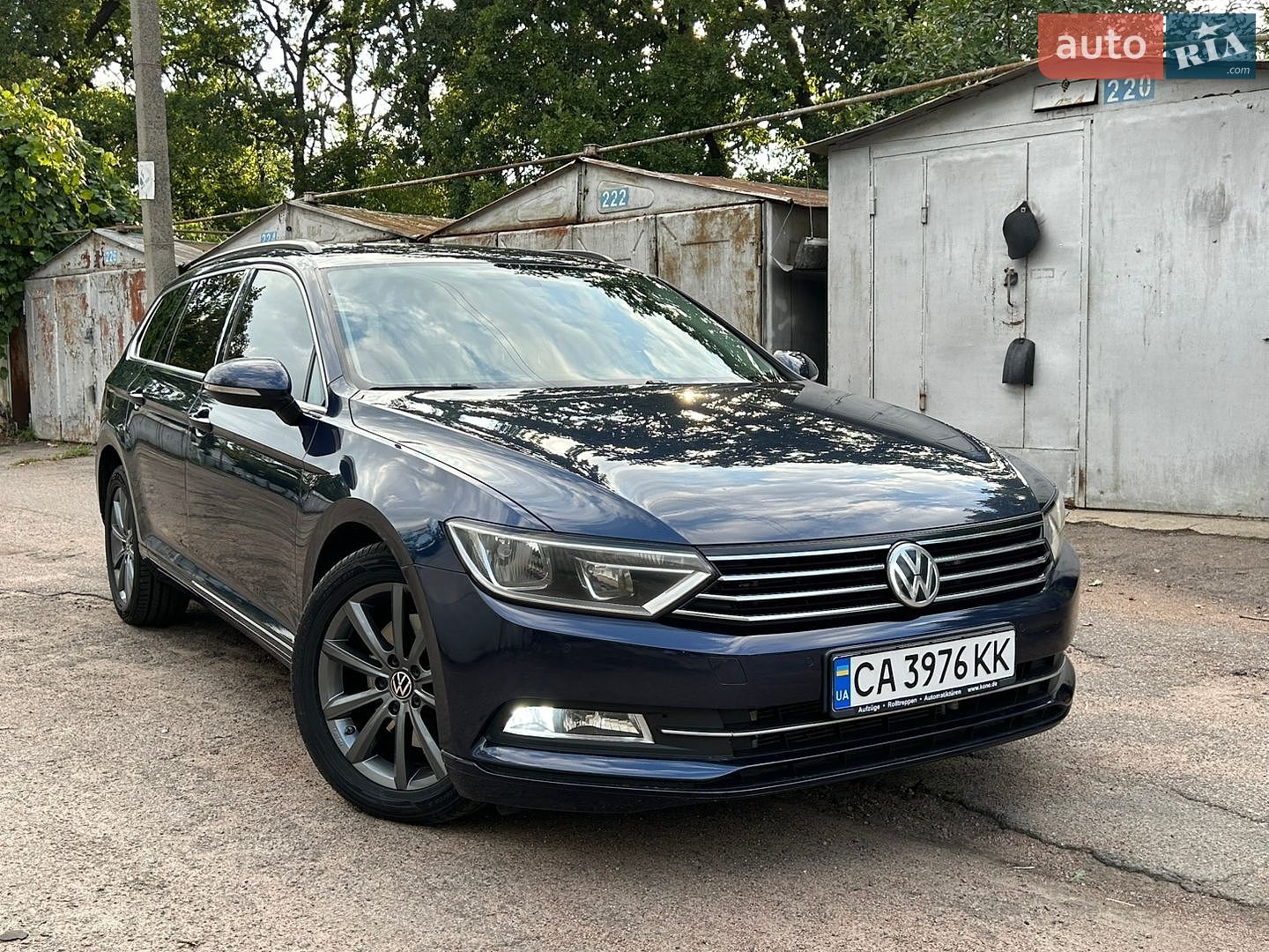 Volkswagen Passat 2015 VIN WVWZZZ3CZFE407724 фото оголошення 13 з 38