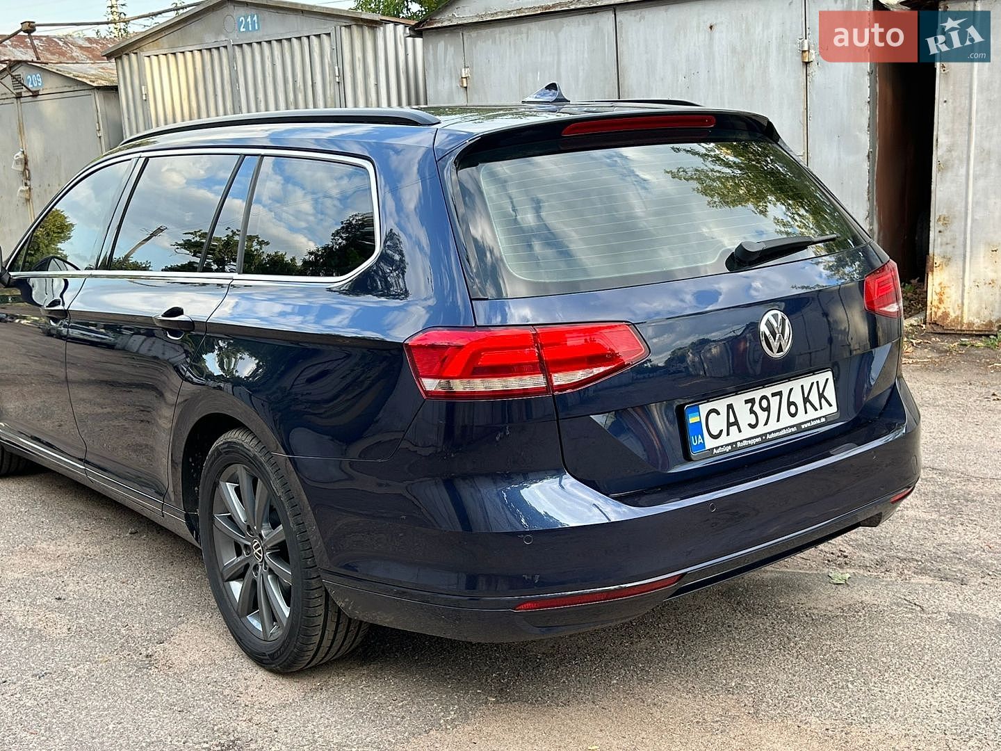 Volkswagen Passat 2015 VIN WVWZZZ3CZFE407724 фото оголошення 17 з 38