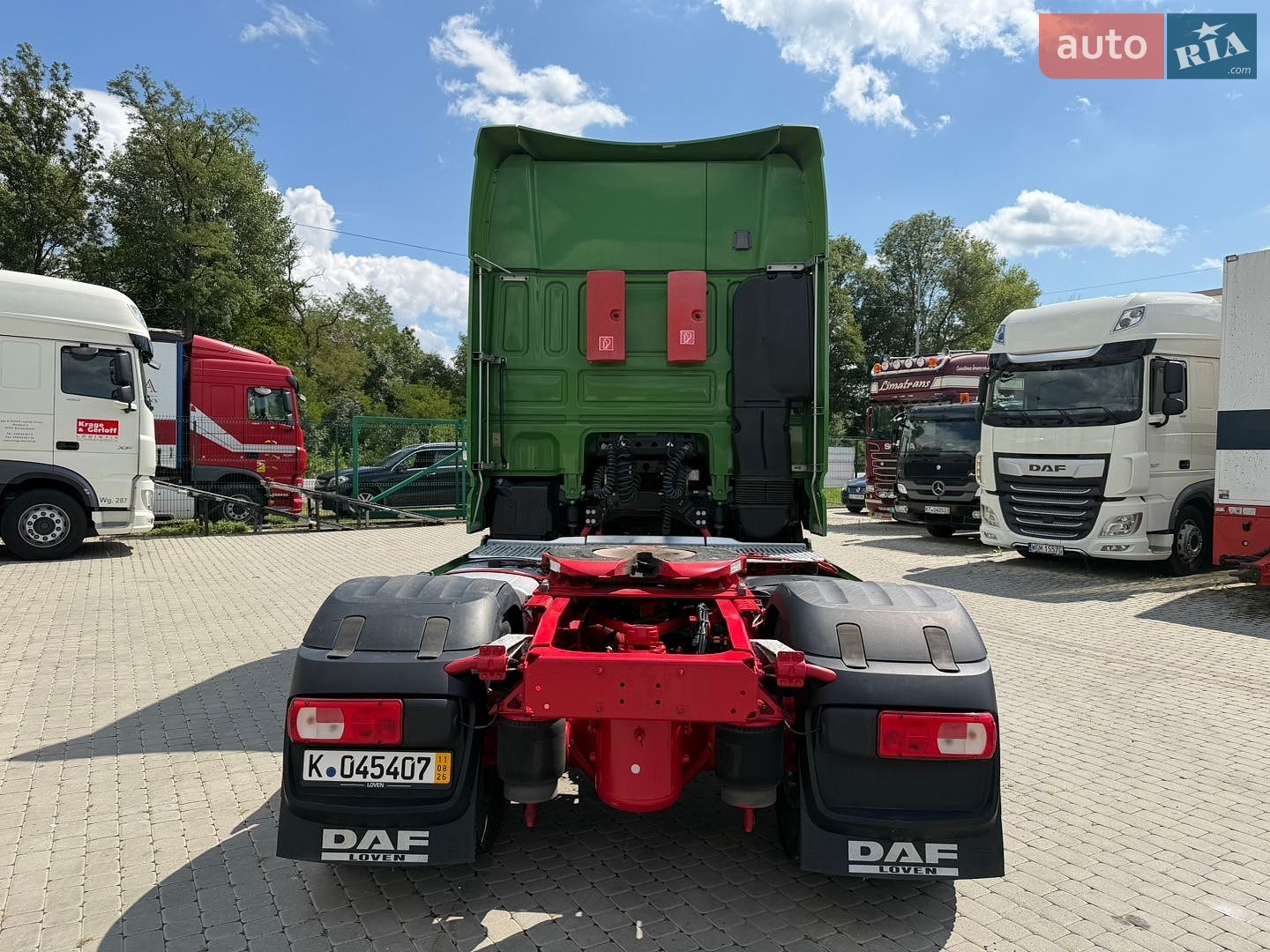 DAF XF 106 2018 VIN XLRTEH4300G207338 фото оголошення 5 з 31