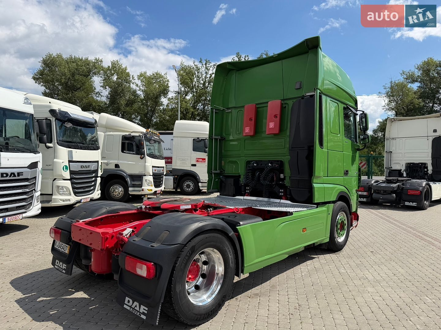 DAF XF 106 2018 VIN XLRTEH4300G207338 фото оголошення 6 з 31