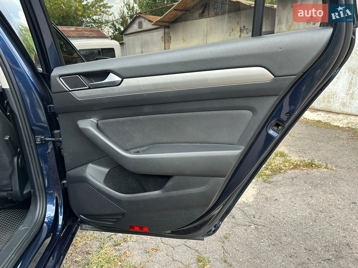 Volkswagen Passat 2015 VIN WVWZZZ3CZFE407724 фото оголошення 35 з 38