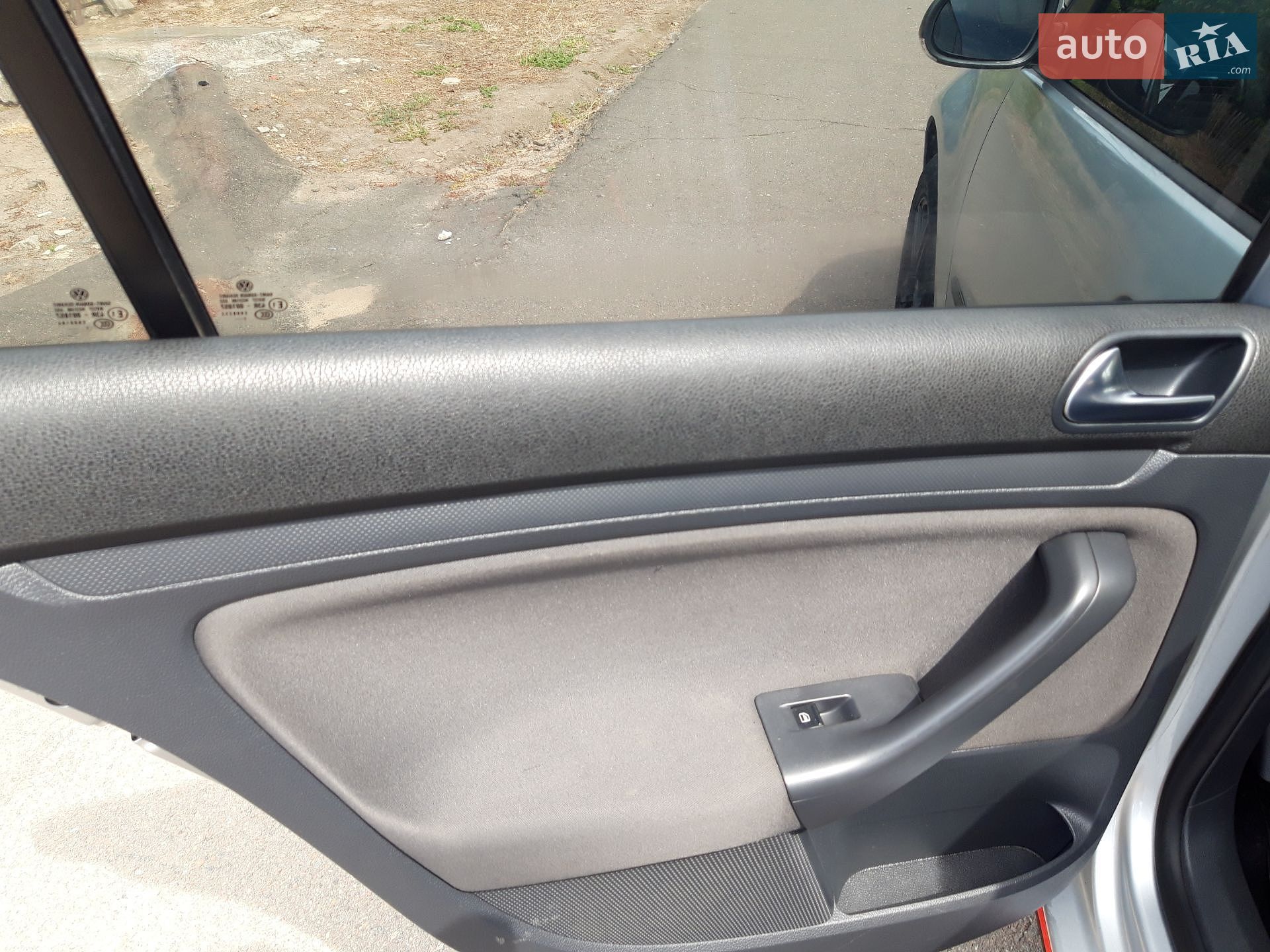 Volkswagen Golf 2007 VIN WVWZZZ1KZ8W123941 фото оголошення 7 з 13